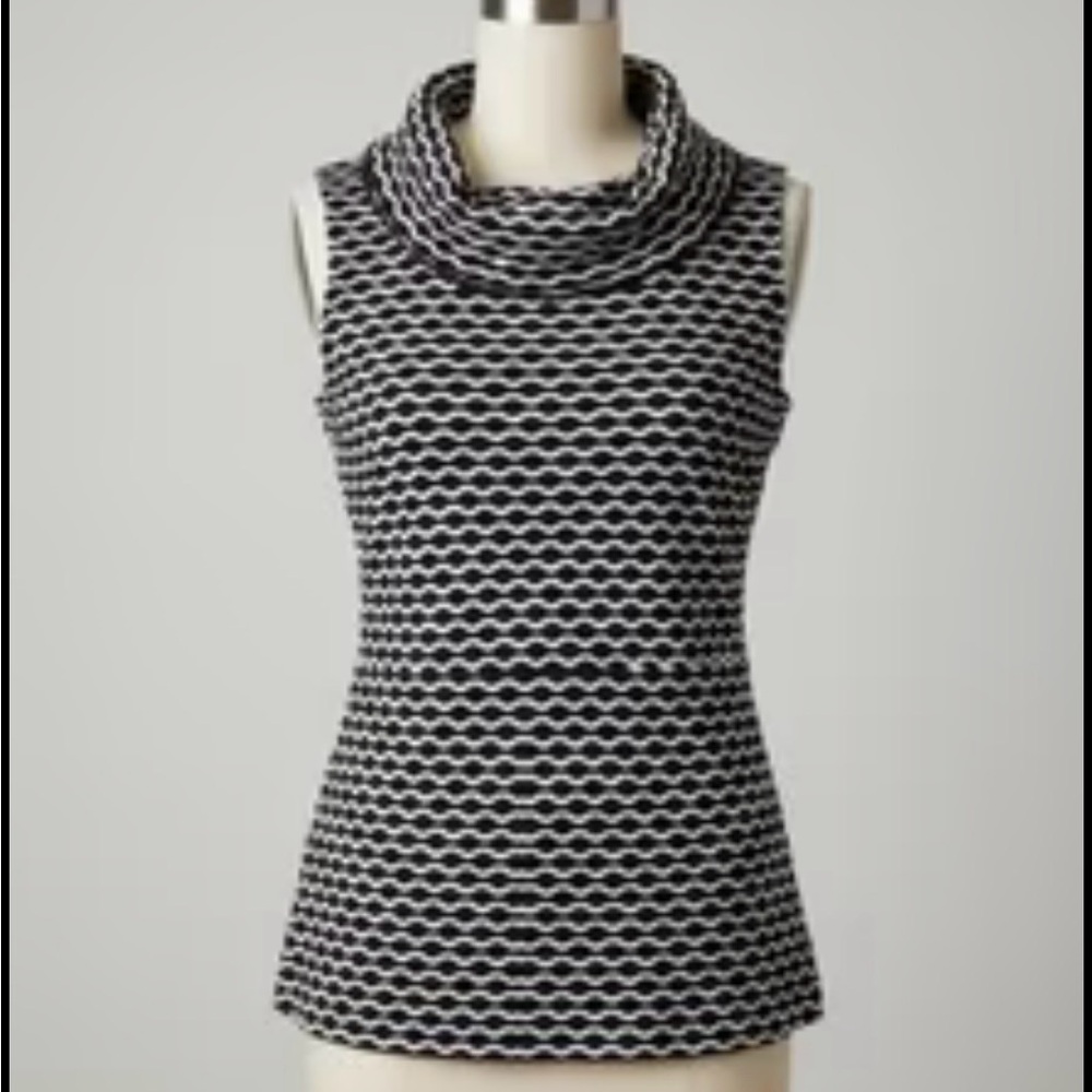 Frank Lyman Design Black & White Geo Chainlink printSleeveless Cowl Neck Sz 8